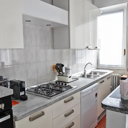 Nel Cuore Di - Box Privato Apartment Arona